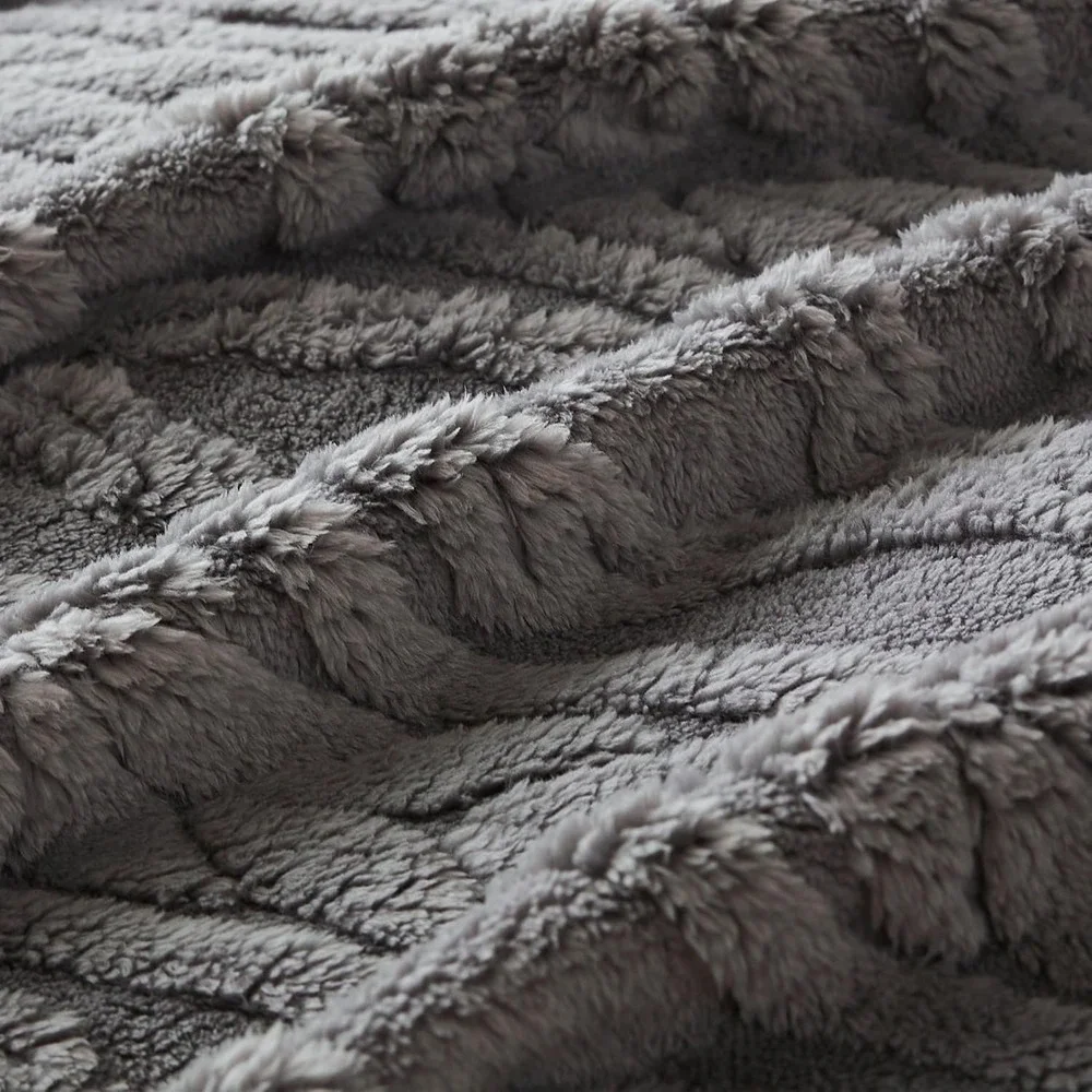 Queen Fleece Blanket Gray Cable Knit Embossed Cozy Soft Bedding NEW